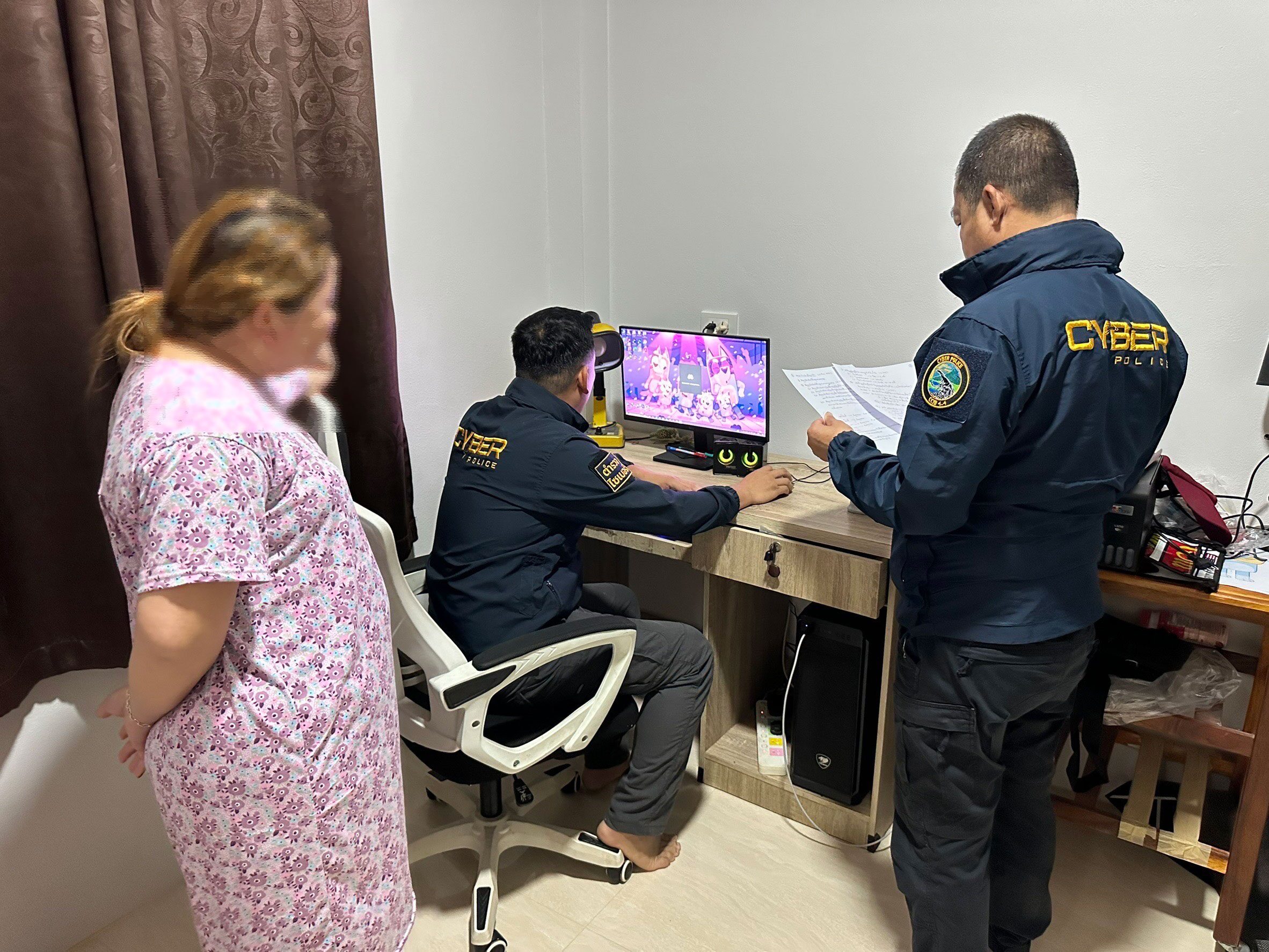 Cyber Police Take Down Scammers