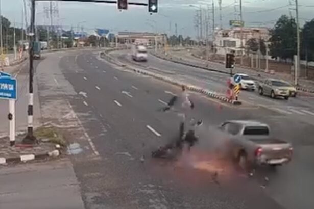 Pickup Runs Red Light Hits and Kills Couple and Their 4-Year-Old Daughter on Motorcycle