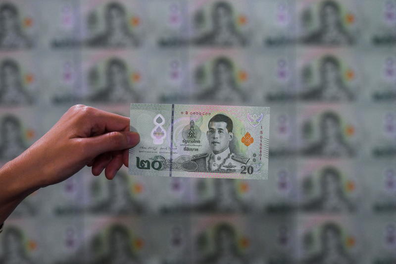 Polymer Banknotes Keeping the Same Design