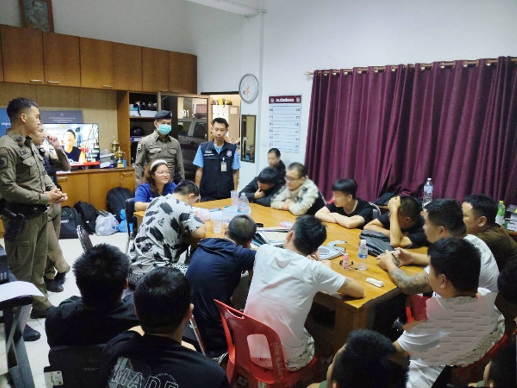 18 Chinese detained Chiang Rai