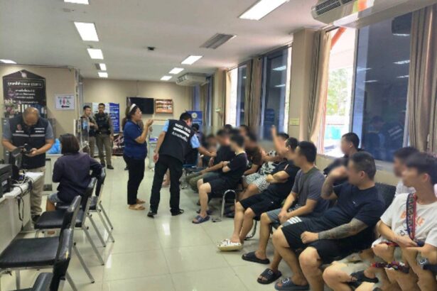 Chinese detained Chiang Rai