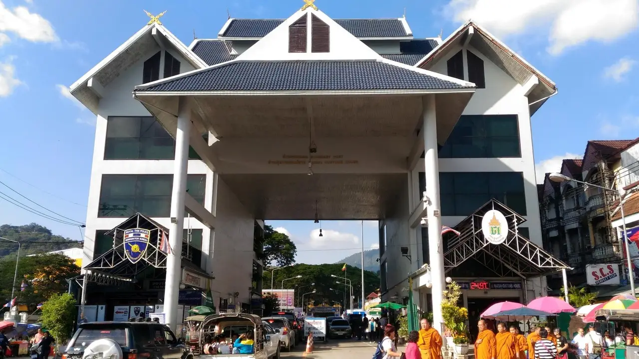 Thai Customs Mae Sai Chiang Rai