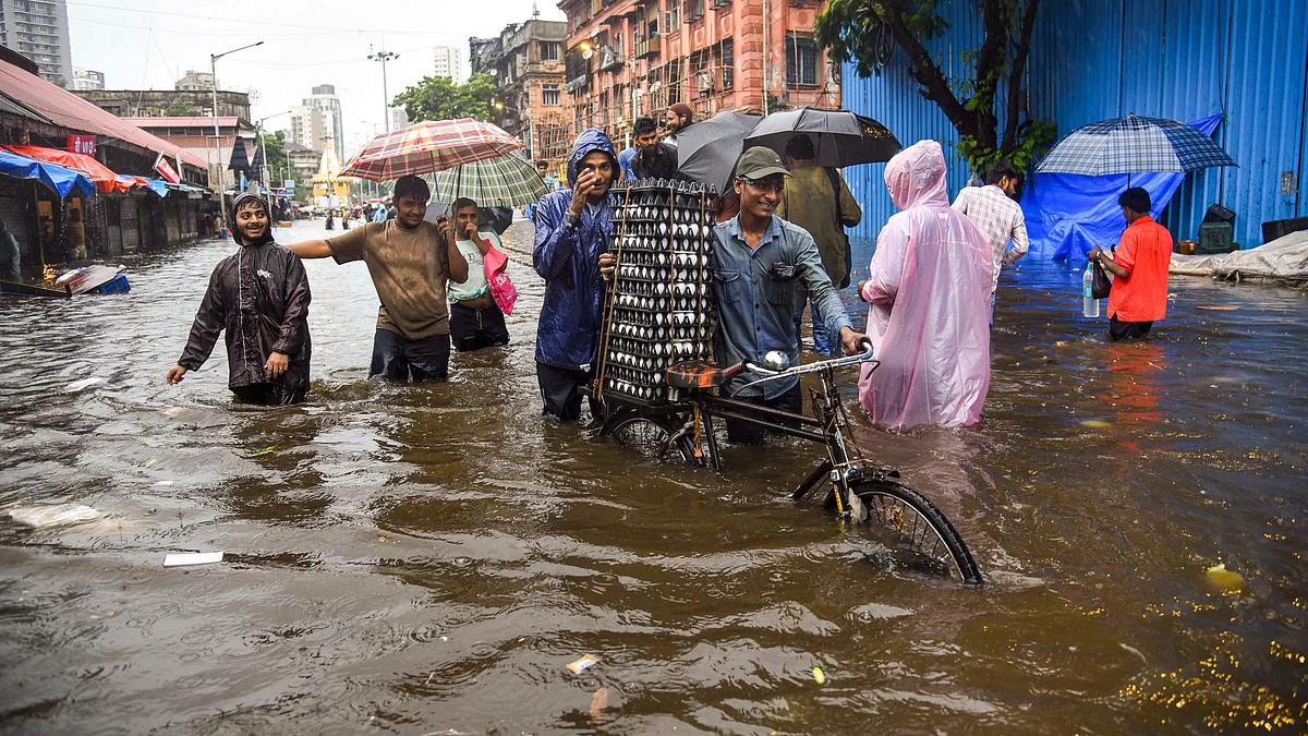 India Meteorological Department (IMD) released a red alert for intense rain over Mumbai and nearby regions.