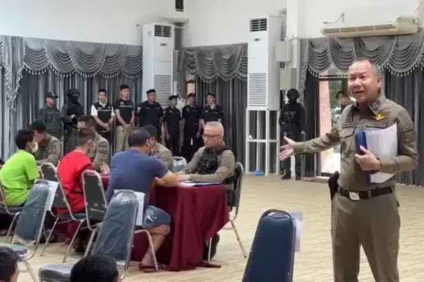 Police Bust Teenagers Making Kratom Syrup for Sale Online