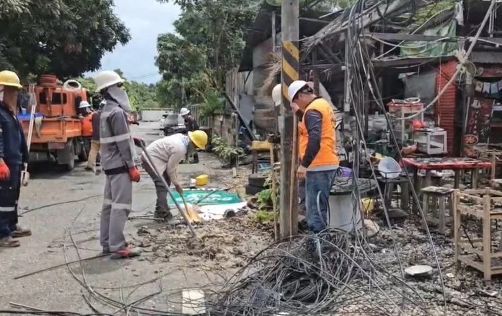 Damage to Power Poles in Chiang Mai Exceeds 10 Million Baht