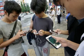 Japan's Toyoake City Passes Smartphone Ordinance Capping Screen Time to 2 Hours