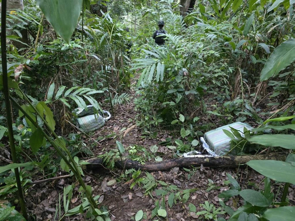 soldiers ,methamphetamine, chiang rai