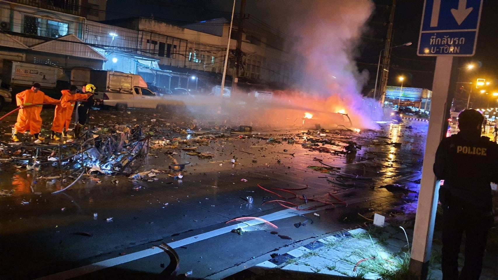 Mitsubishi Pickup Transporting Fireworks Explodes