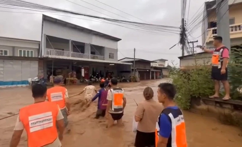 Devastating Floods in Chiang Mai's Mae Chaem District