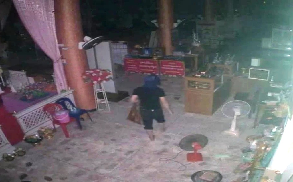 Temple Robber1