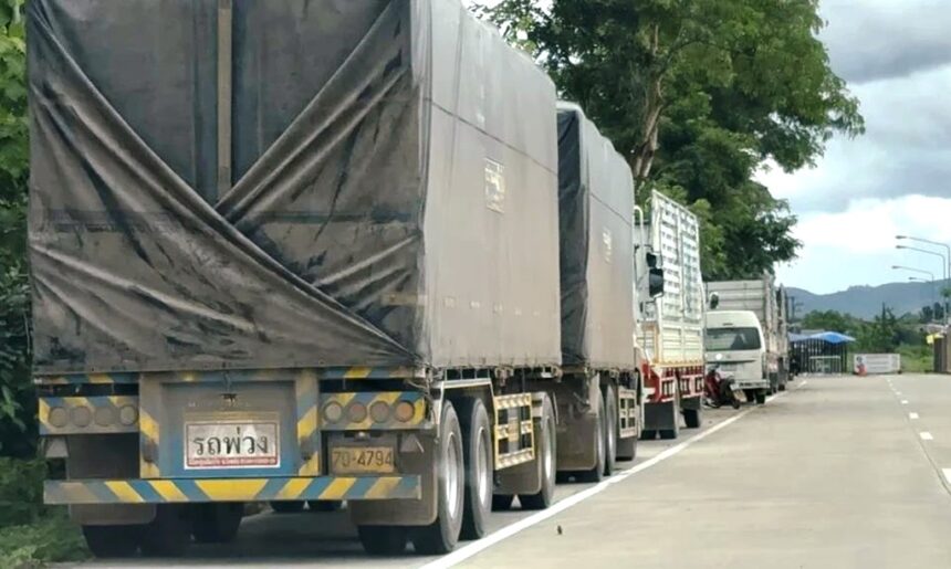 hai-Myanmar Trade Comes to a Hault in Mae Sai, Chiang Rai
