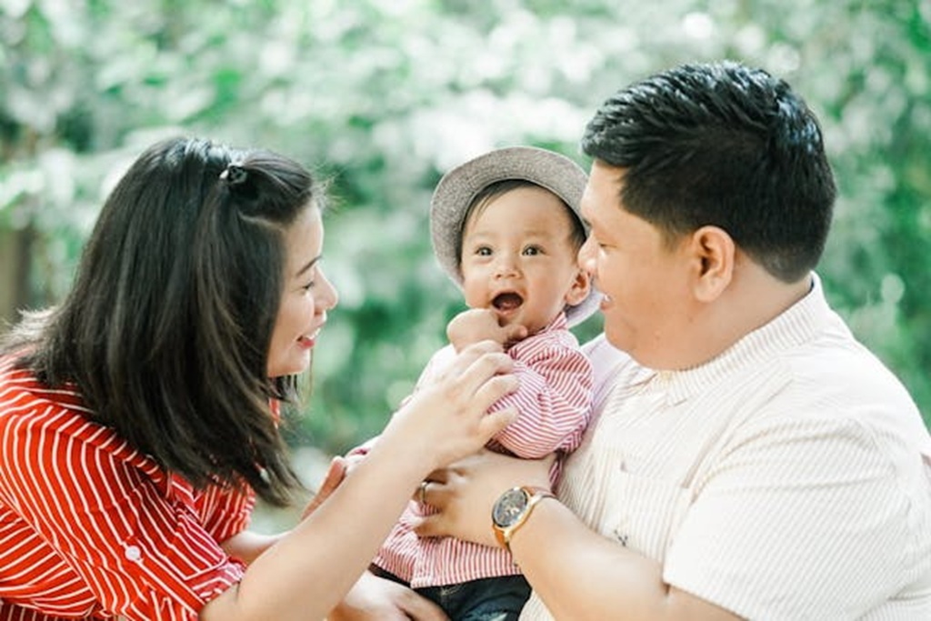 Thai Women, Marriage age