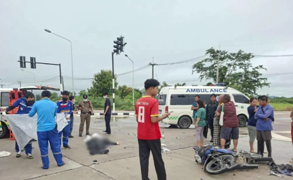 Truck Driver Flees After Stiking and Killing Student on Motorcycle