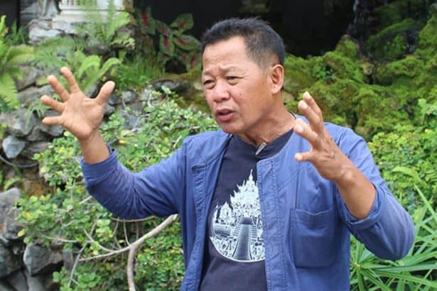 White Temple Artist Chalermchai Vents His Frustration Over Deceiving Monks