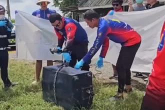 Police Hunt For Clues After Womans Body Found in Suitcase