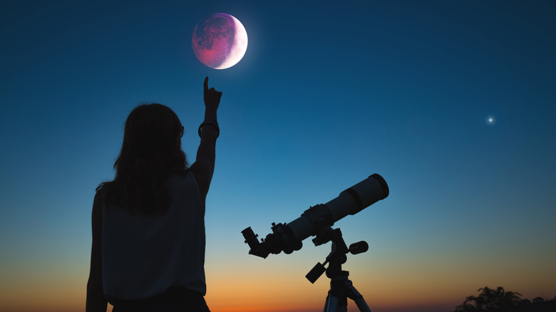 blood moon viewing tips