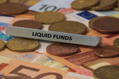 Liquid funds in 2025: The new-age emergency corpus for digital-first investors