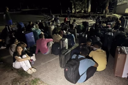 Mae Sot Overwhelmed by Foreigners Fleeing KK-Park in Myanmar