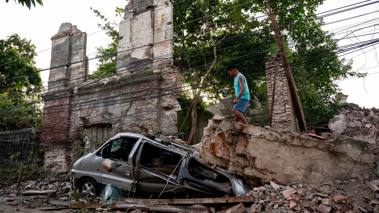 6.9-Magnitude Earthquake Hits Central Philippines,