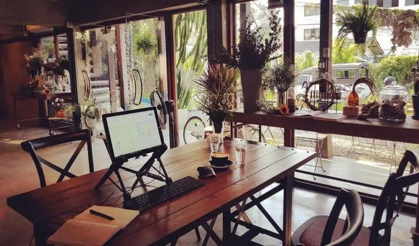 Best Coffee Shops in Chiang Rai for Digital Nomads Wi-Fi Speeds, Outlets, Quiet Hours