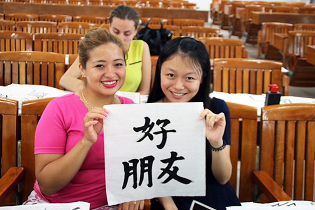 China Becomes Top Study Abroad Choice for Mexican Students