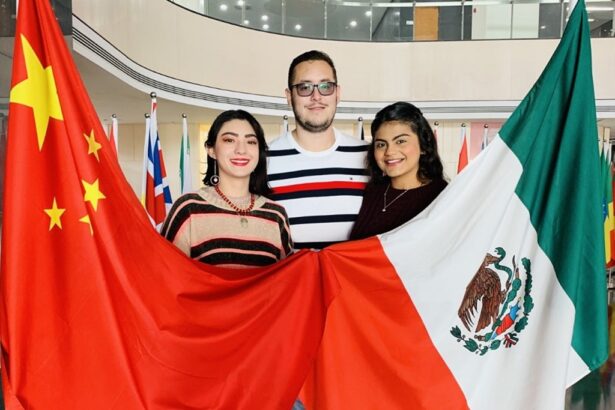 China Becomes Top Study Abroad Choice for Mexican Students