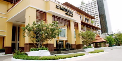 Exterior of Le Méridien Chiang Mai entrance for Favola Chiang Mai