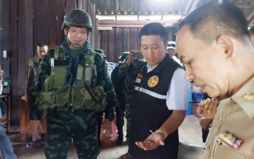 Homes, Bullets, Mae Sot, Myanamr
