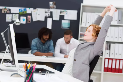 How Office Workers Secretly Stay Fit at Desk Jobs