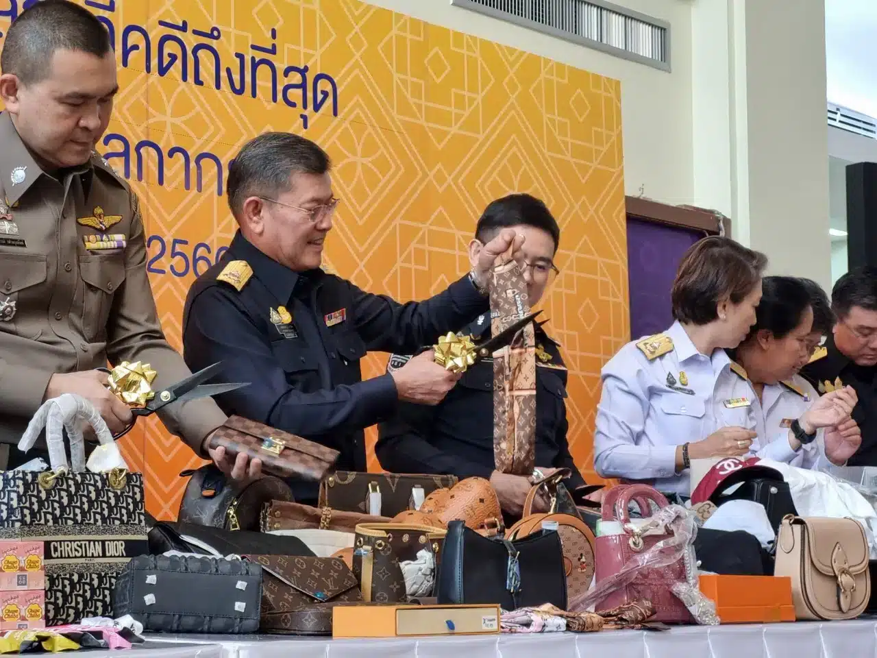 police crackdown on IP in thailand