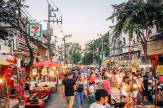 Chiang Rai's Economy Stalls