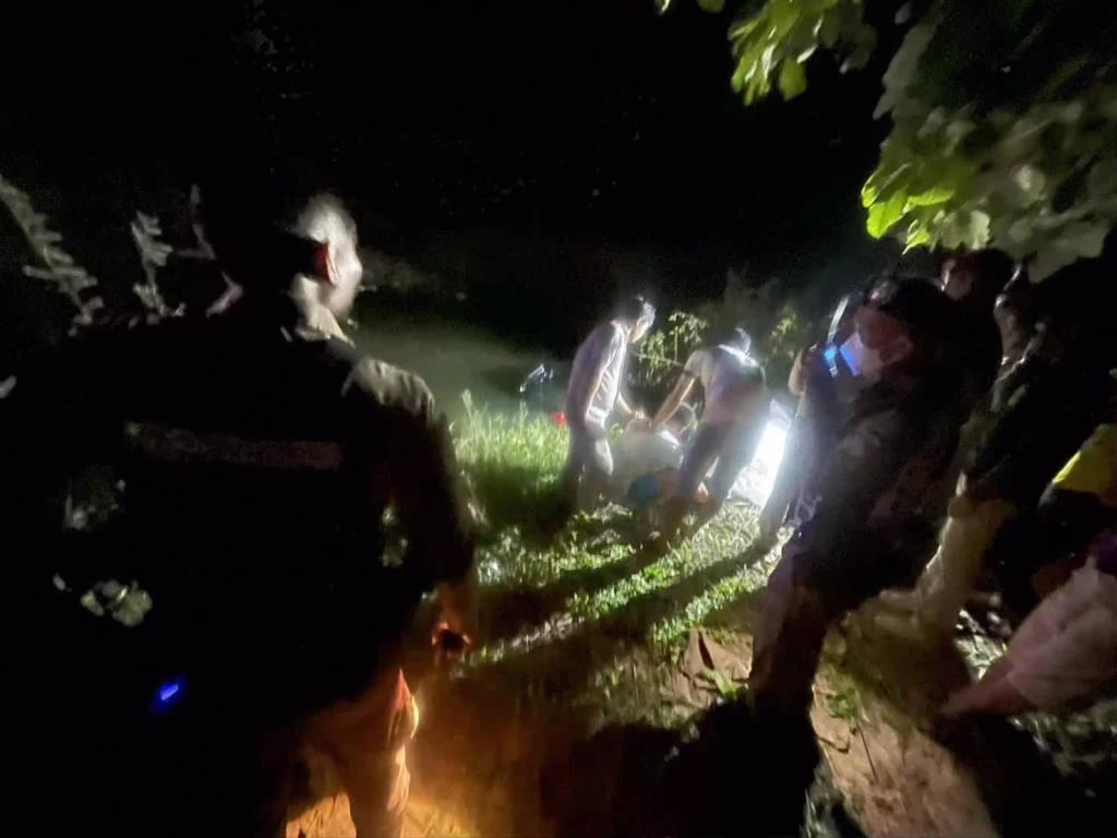 Family of 4 Dies After Their Car Plunges into Roadside Canal 