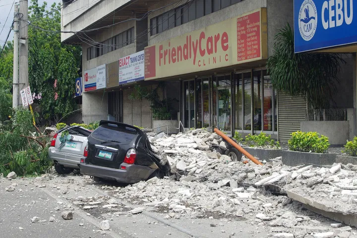 6.9-Magnitude Earthquake Hits Central Philippines,