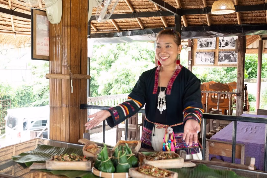 Chiang Rai's Akha Community Wins at International Sustainable Tourism Award