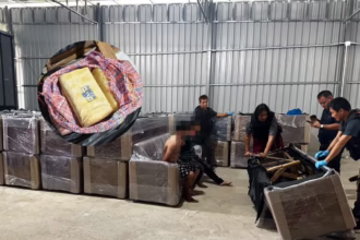Police Seize 10 Million Meth Pills Hidden in Sofa's in Chiang Rai Warehouse