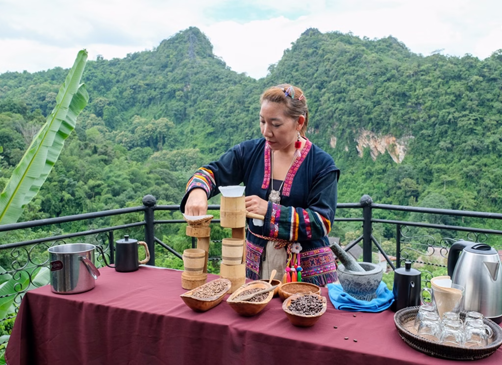 Chiang Rai's Akha Community Wins at International Sustainable Tourism Award 