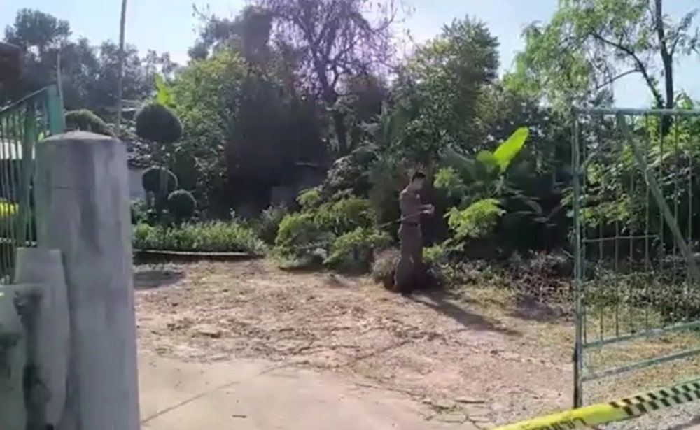 Eldely Man Injured in Bomb Blast