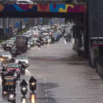 Mumbai Rains News Waterlogging Updates, Local Train Delays, Road Diversions, Flight Status