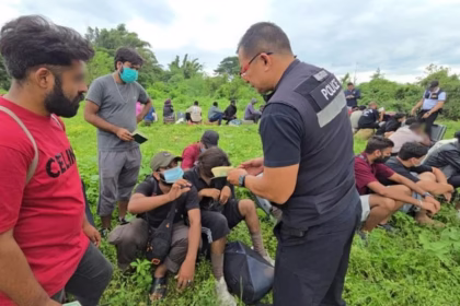 Police in Mae Sot Detain Over 50 Foreigners