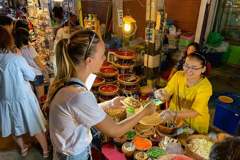 food walking street chiang rai