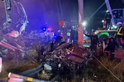 Pickup Crashes into Fuel Tanker