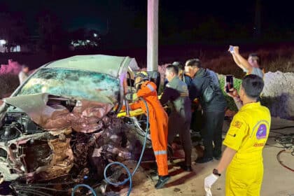 Pickup Truck Crash Head-on in Chiang Rai