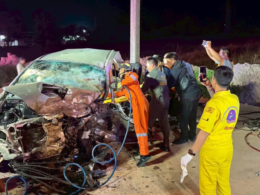 Pickup Truck Crash Head-on in Chiang Rai