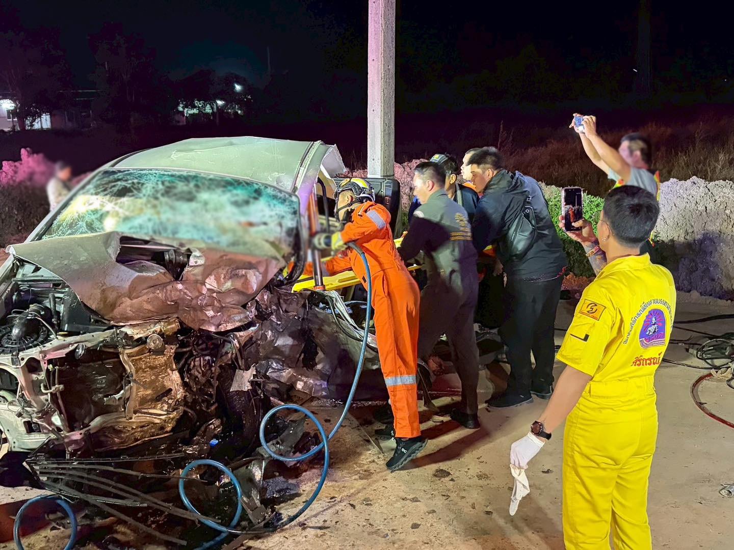 Pickup Truck Crash Head-on in Chiang Rai