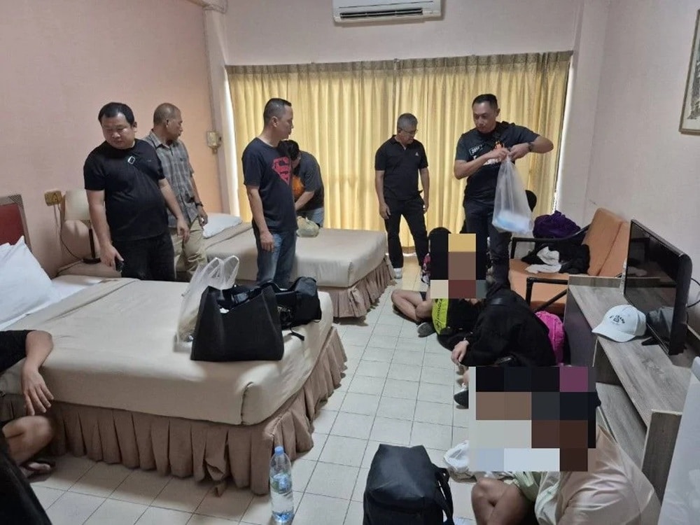 Cyber Police Take Down Scammers