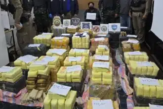 Chiang Rai Police Arrest Drug Runner at Big-C With 8 Million Meth Pills