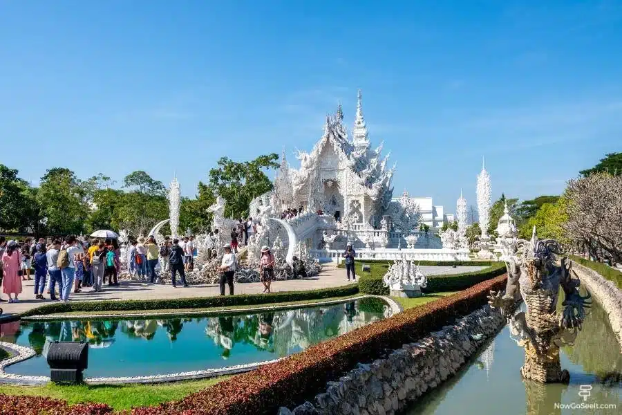 Chiang Rai Temple Etiquette Guide for First-Time Visitors