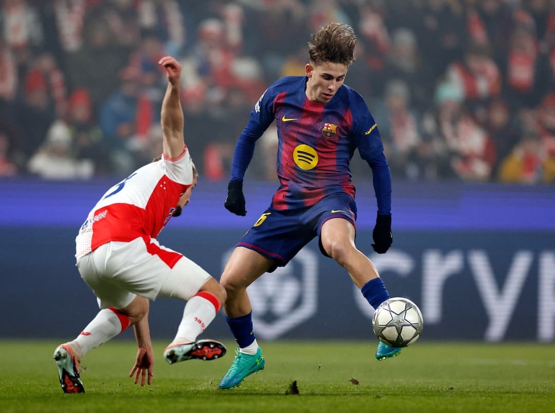 Barcelona Defeats Slavia Praha 4-2