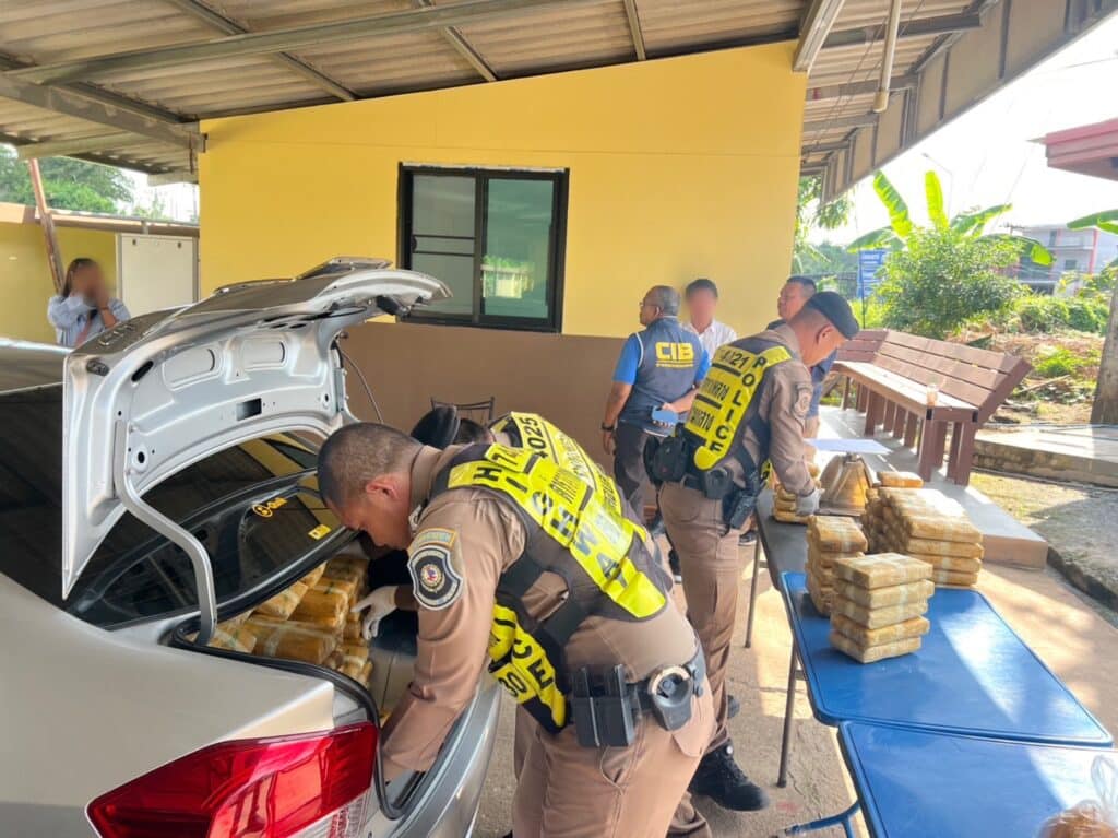 Police Bust Couple Smuggling 100Kg of Methamphetamine