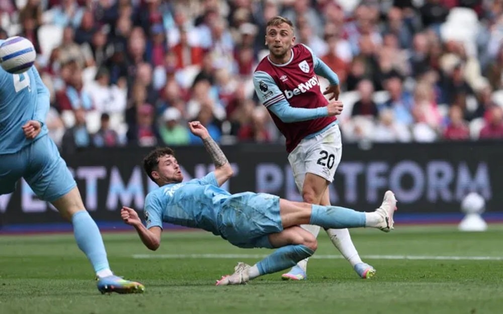 West Ham vs Nottm Forest 2-1